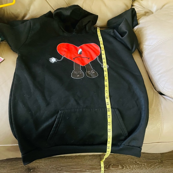 Beautiful sweatshirt - Picture 5 of 8